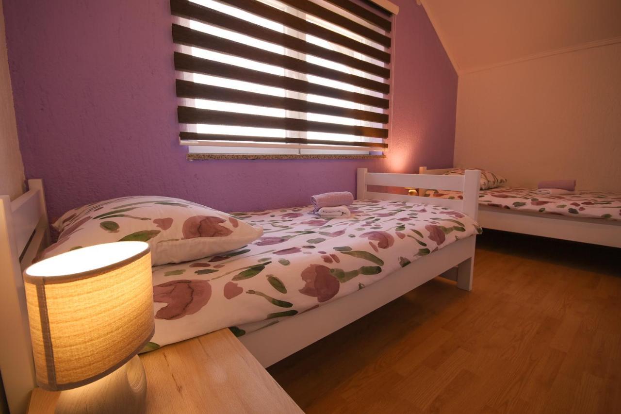 Apartments Sweet Home Otocac Luaran gambar