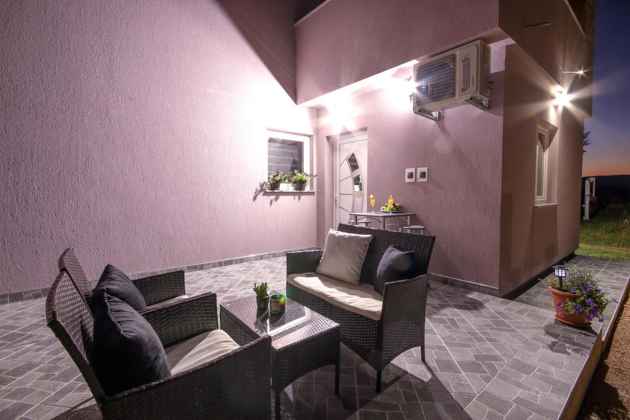 Apartments Sweet Home Otocac Luaran gambar